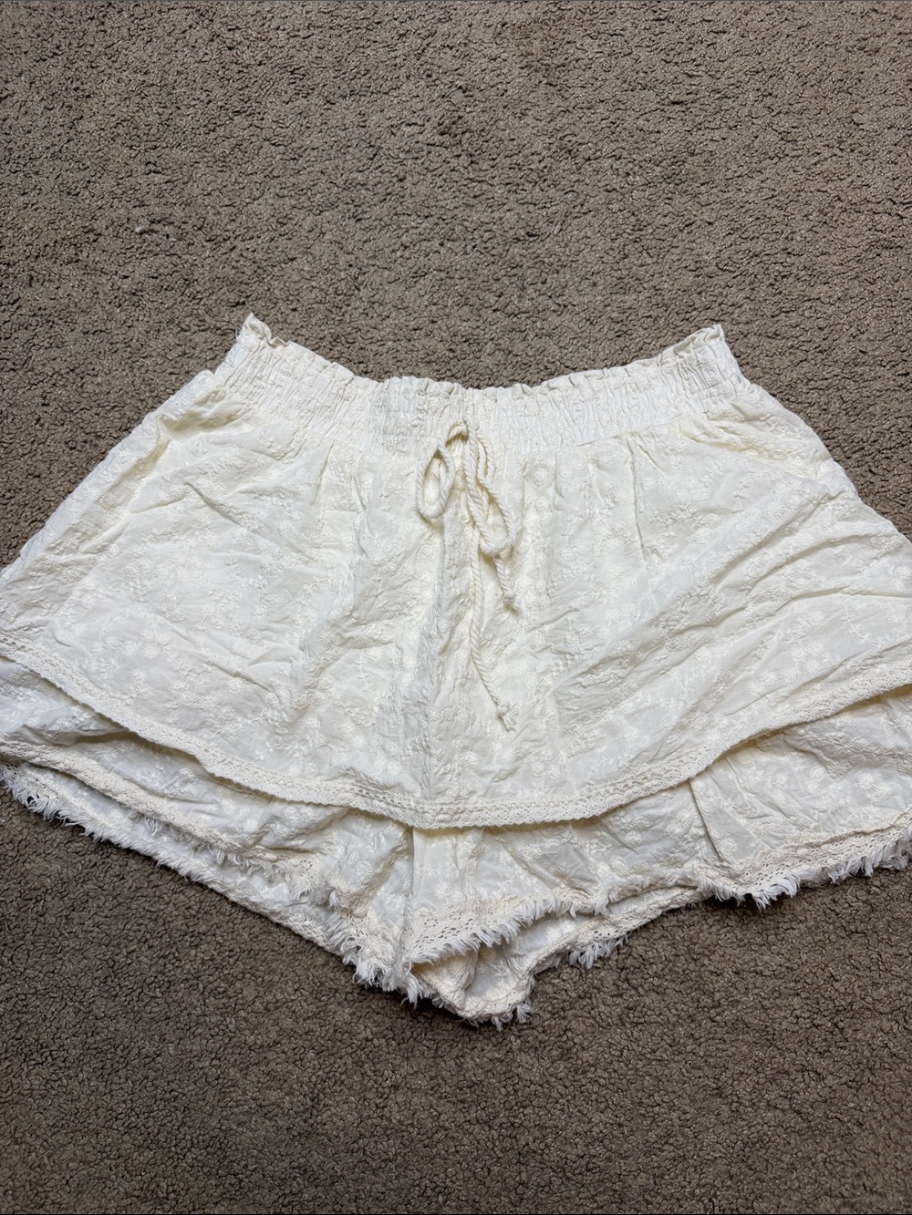 Women's Cream Lace-Trim Drawstring Shorts
